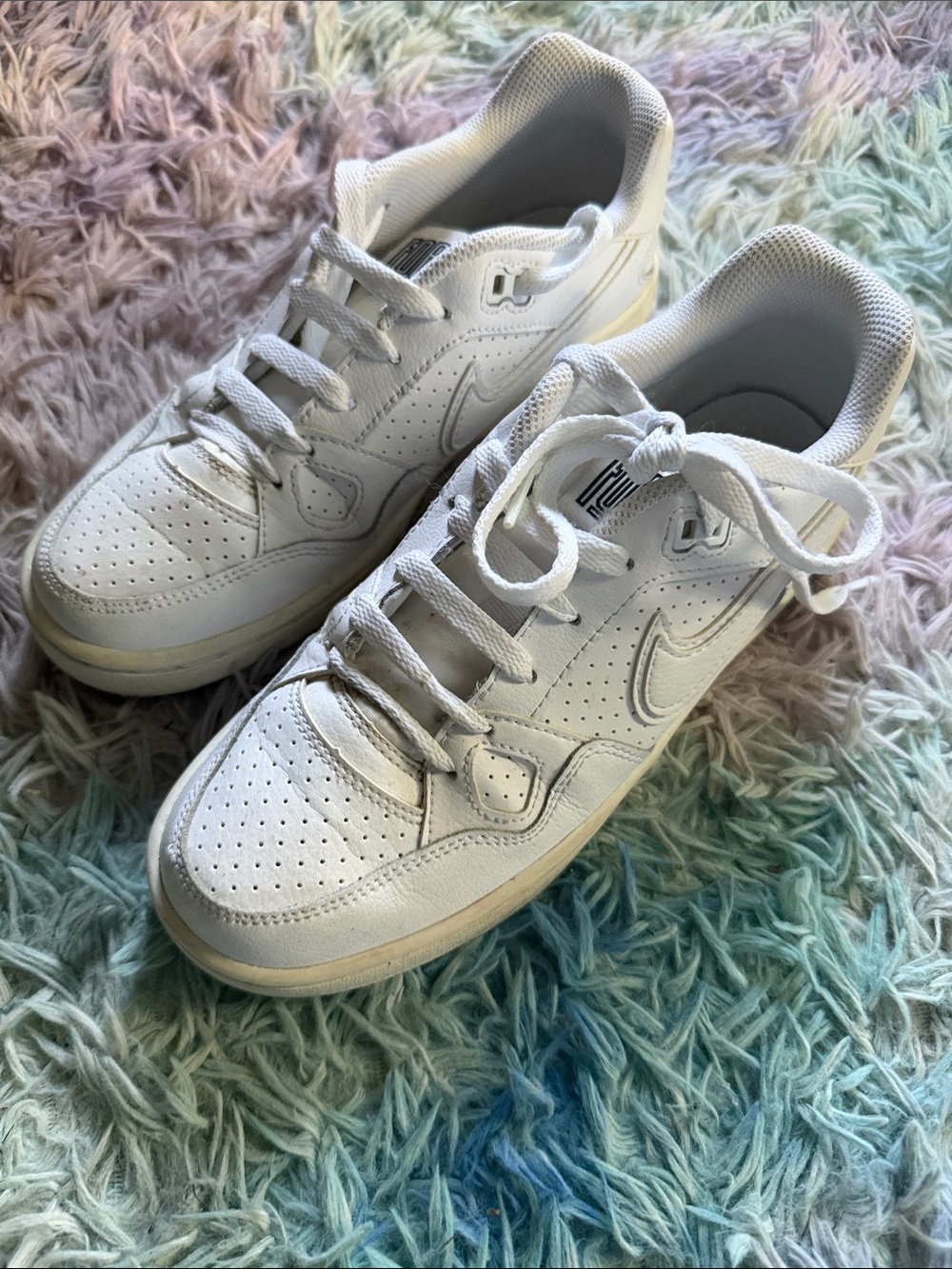Nike  White Low-Top Force Sneakers